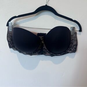 Torrid Women’s Black Underwire Lace Strapless Bra Size 40D Sexy Intimate